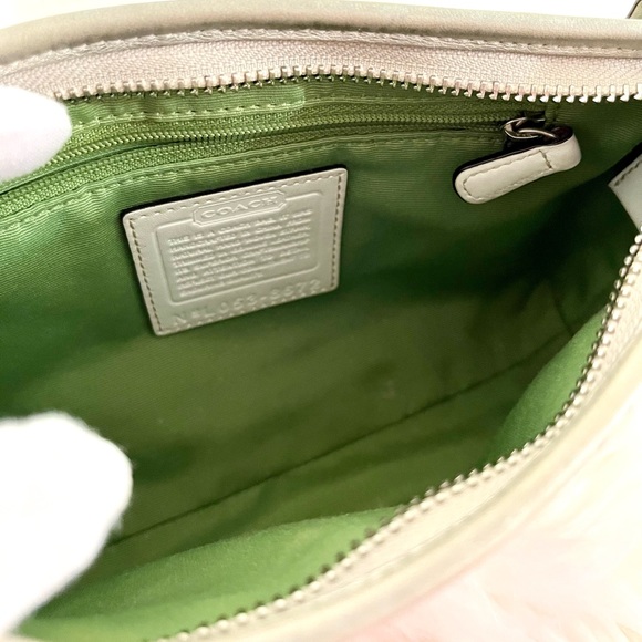 EUC Coach Bee Flower Bag - Picture 12 of 15